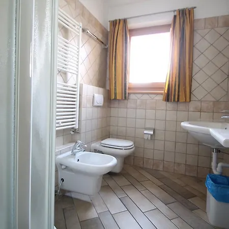 Дом отдыха Florin - Apt 4 *